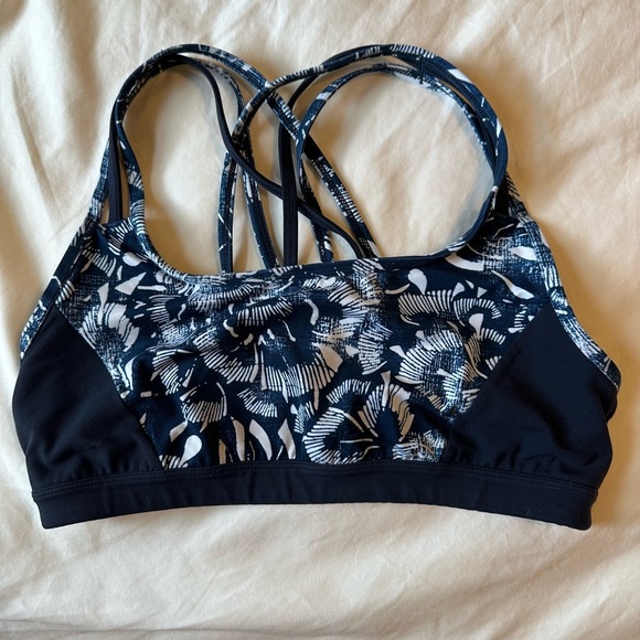 Athleta Black and White Strappy Sports Bra - Picture 1 of 3